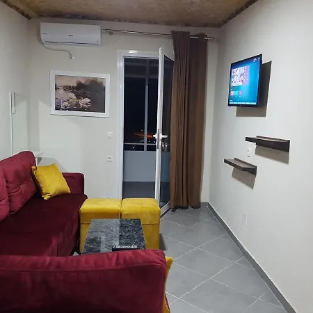 Blue Moon Apartment Ksamil